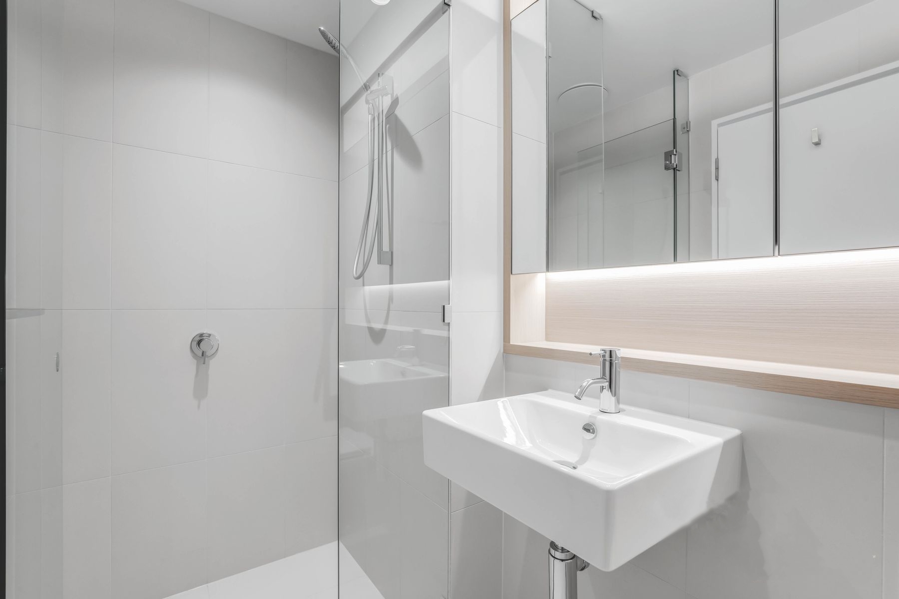 3214/628 Flinders Street, DOCKLANDS VIC 3008