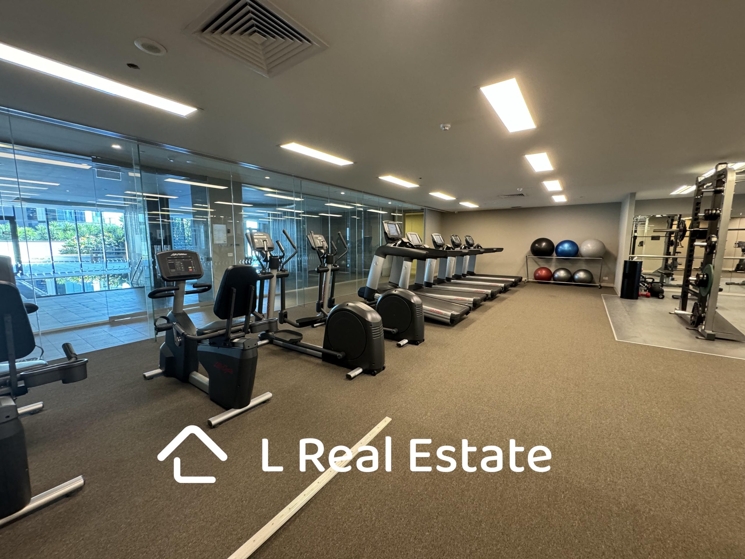 2704/9 Waterside Place, DOCKLANDS VIC 3008